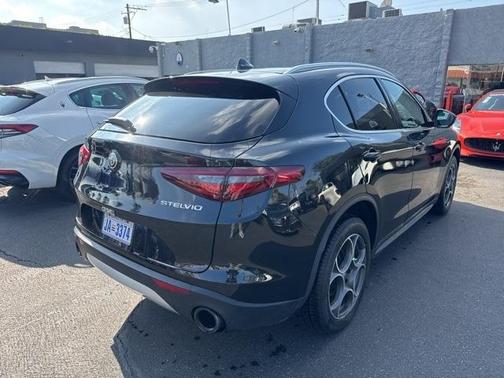 2019 Alfa Romeo Stelvio Ti