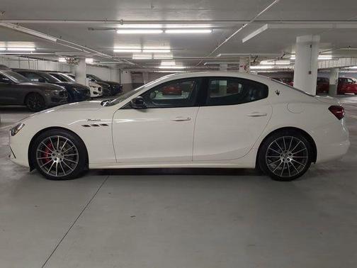 2024 Maserati Ghibli Modena Ultima Q4