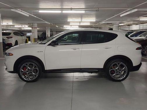 Milano 2025 Alfa Romeo Tonale Base