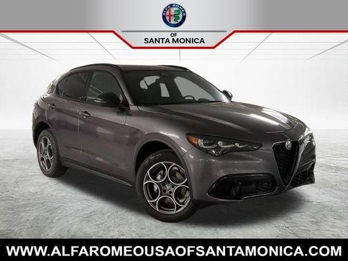 2025 Alfa Romeo Stelvio Base