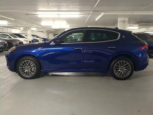 Blu 2024 Maserati Grecale GT