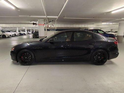 2022 Maserati Ghibli Modena