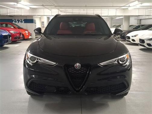 2022 Alfa Romeo Stelvio Veloce