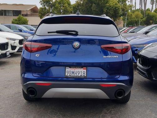 2022 Alfa Romeo Stelvio Ti Sport