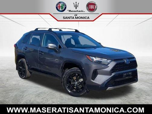 2022 Toyota RAV4 Hybrid SE