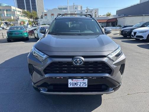 2022 Toyota RAV4 Hybrid SE