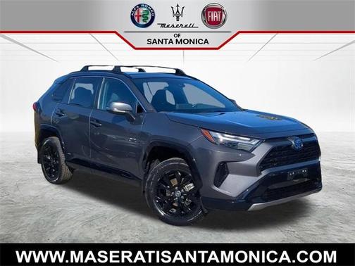 2022 Toyota RAV4 Hybrid SE