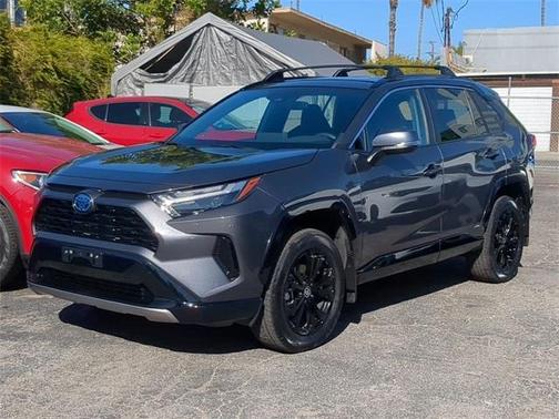 2022 Toyota RAV4 Hybrid SE