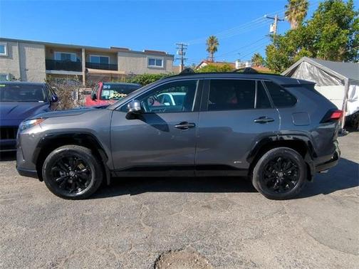 2022 Toyota RAV4 Hybrid SE