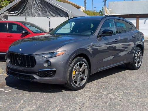 Grigio 2022 Maserati Levante GT