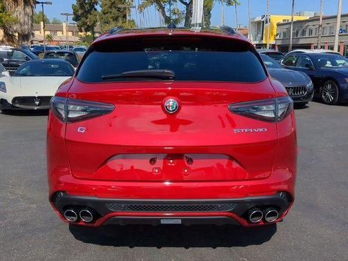 Rosso 2024 Alfa Romeo Stelvio Quadrifoglio