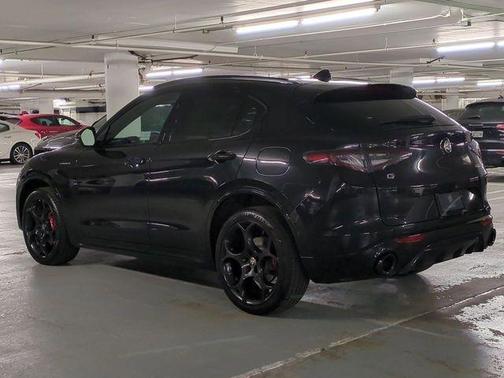 Vulcano Black Metallic 2026 Alfa Romeo Stelvio Veloce