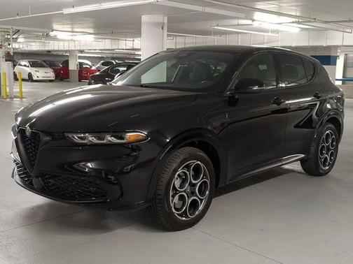 Alfa Black 2025 Alfa Romeo Tonale Base