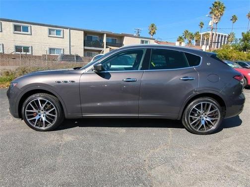 2021 Maserati Levante Base