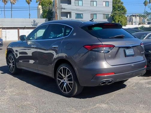 2021 Maserati Levante Base