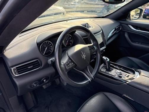 2022 Maserati Levante Modena