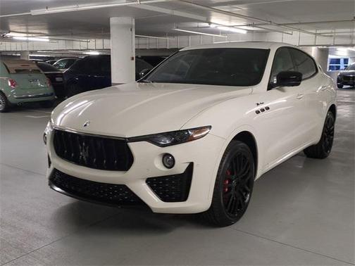 2022 Maserati Levante Modena