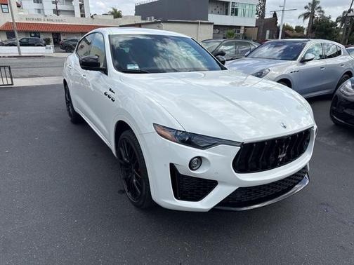 2022 Maserati Levante Modena