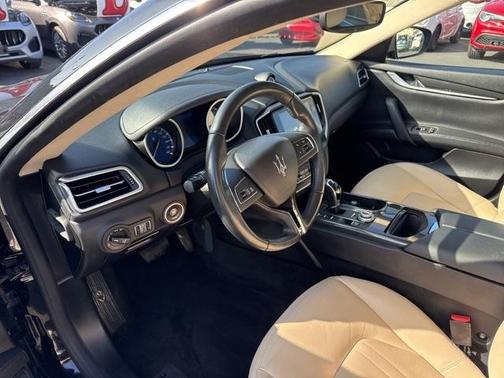 2017 Maserati Ghibli Base
