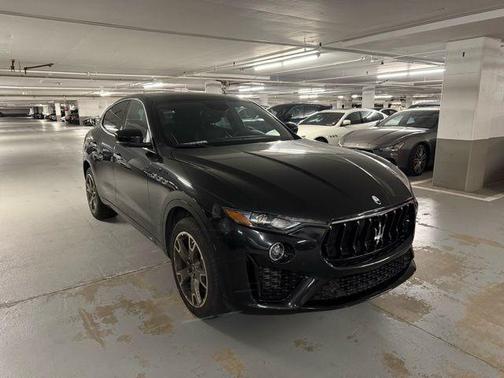 2022 Maserati Levante Modena