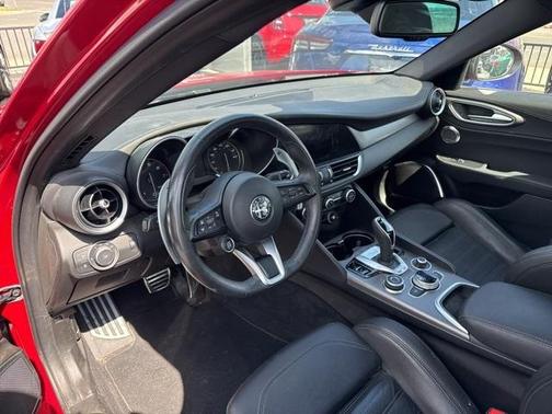 2022 Alfa Romeo Giulia Veloce