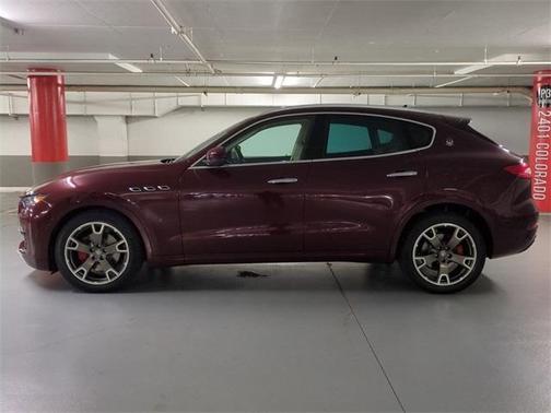 2017 Maserati Levante Base