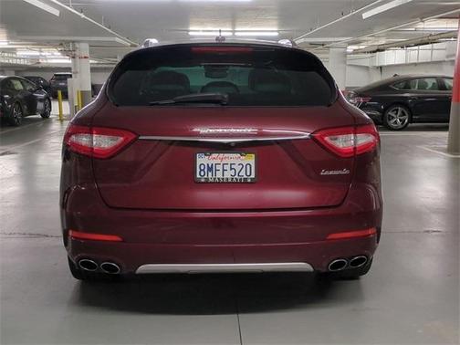 2017 Maserati Levante Base