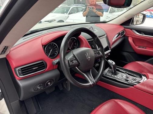 2022 Maserati Levante GT