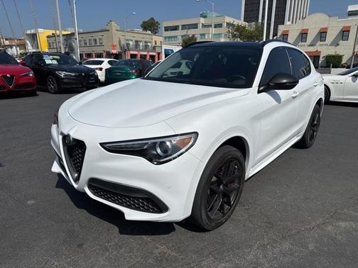 2020 Alfa Romeo Stelvio Base