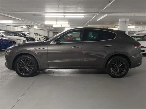 2024 Maserati Levante GT Ultima