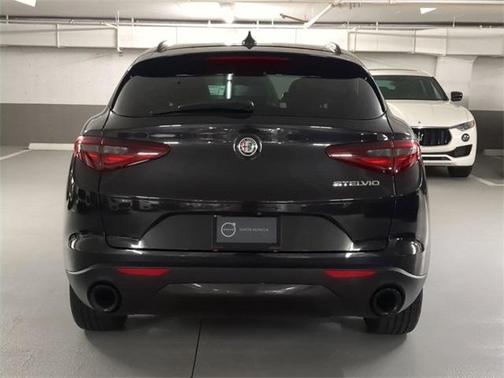 2022 Alfa Romeo Stelvio Sprint