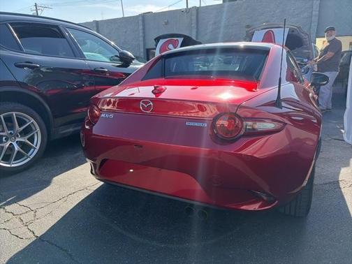 2023 Mazda MX-5 Miata RF Grand Touring