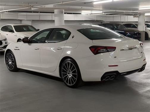 2024 Maserati Ghibli Modena Ultima Q4