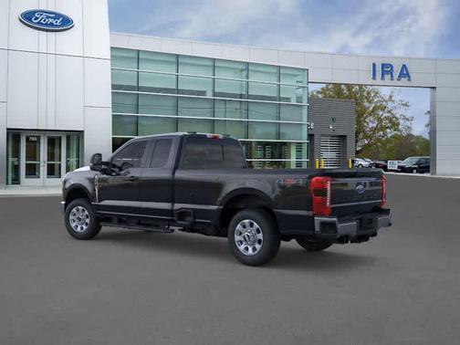 2025 Ford F-350 XLT