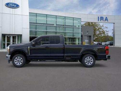 2025 Ford F-350 XLT