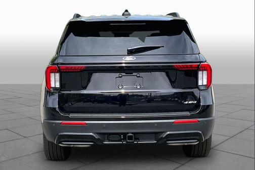 AGATE BLACK METALLIC 2026 Ford Explorer ST-Line
