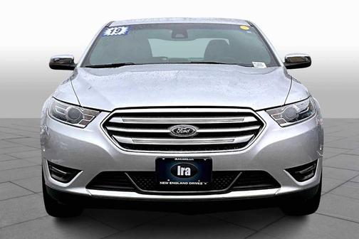 2019 Ford Taurus Limited