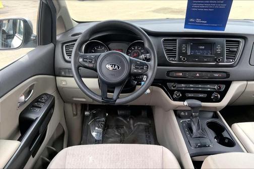 2018 Kia Sedona L