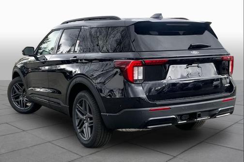 AGATE BLACK METALLIC 2026 Ford Explorer ST-Line