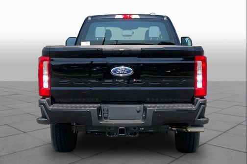 Agate Black Metallic 2026 Ford F-250 XL