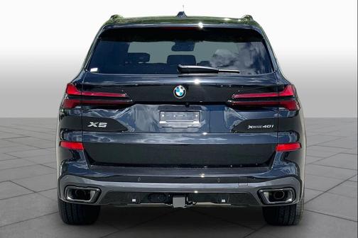 Black Sapphire Metallic 2026 BMW X5 xDrive40i