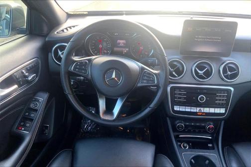 2020 Mercedes-Benz GLA 250 Base 4MATIC