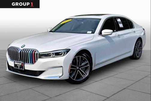 Mineral White Metallic 2020 BMW 750 i xDrive