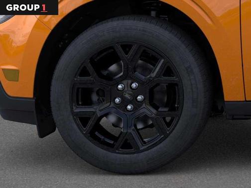 ORANGE FURY METALLIC TRI-COAT 2026 Ford Maverick XLT