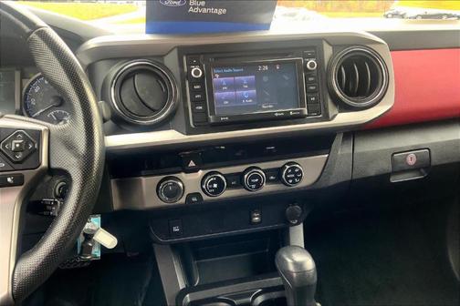 2016 Toyota Tacoma SR5