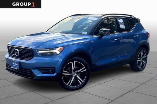 2019 Volvo XC40 T5 R-Design