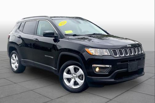 Diamond Black 2019 Jeep Compass Latitude