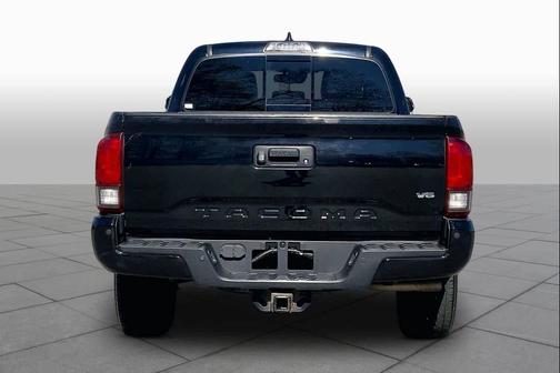 Midnight Black Metallic 2018 Toyota Tacoma TRD Sport