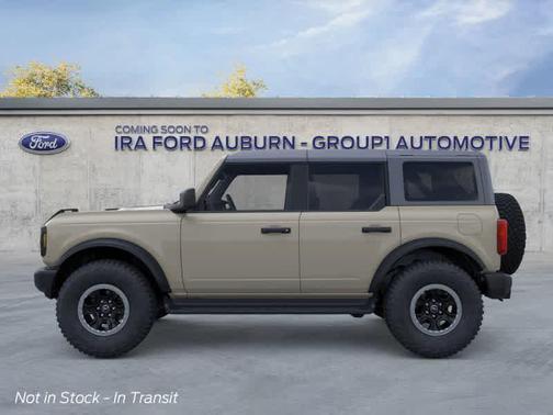 2025 Ford Bronco Base