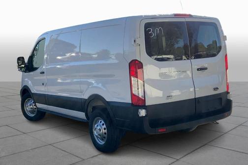 2025 Ford Transit-250 